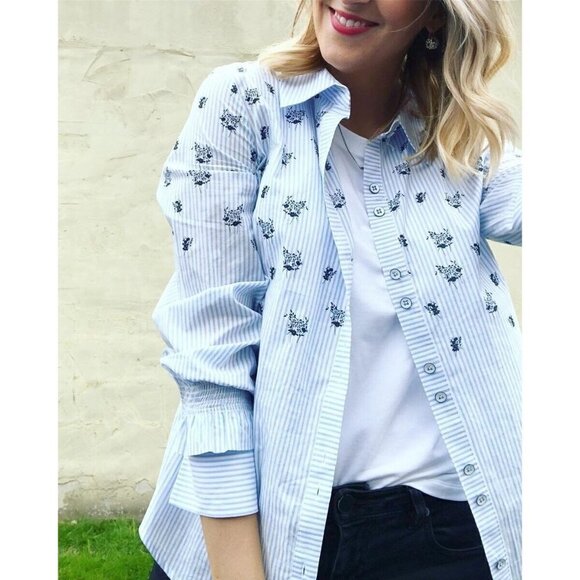 Cabi Blue Floral Pinstripe Button Up Shirt Smocked Ruffled Sleeve Women Sz M - Picture 2 of 12